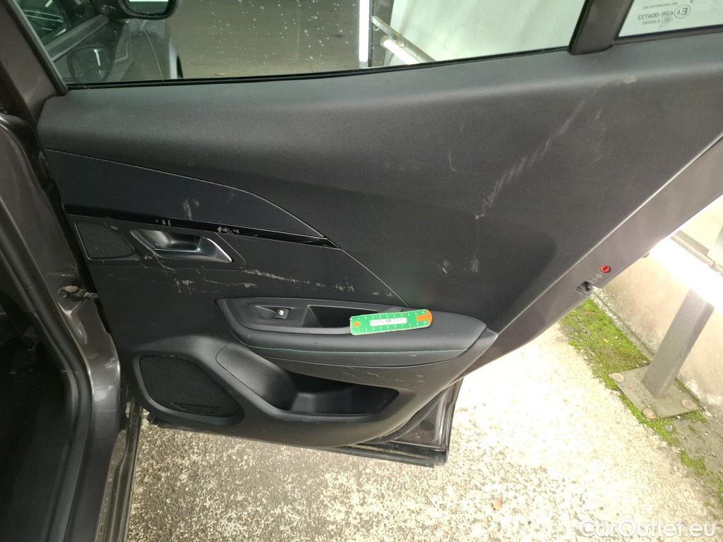  Peugeot  2008  Allure Business 1.5 HDi 110CV BVM6 E6d #10