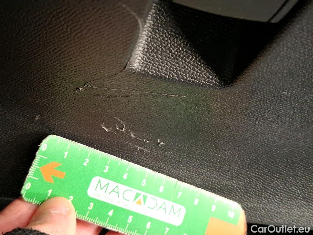  Peugeot  2008  Allure Business 1.5 HDi 110CV BVM6 E6d #44