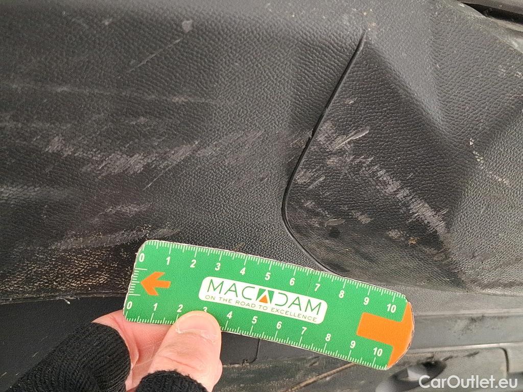  Peugeot  2008  Allure Business 1.5 HDi 110CV BVM6 E6d #19