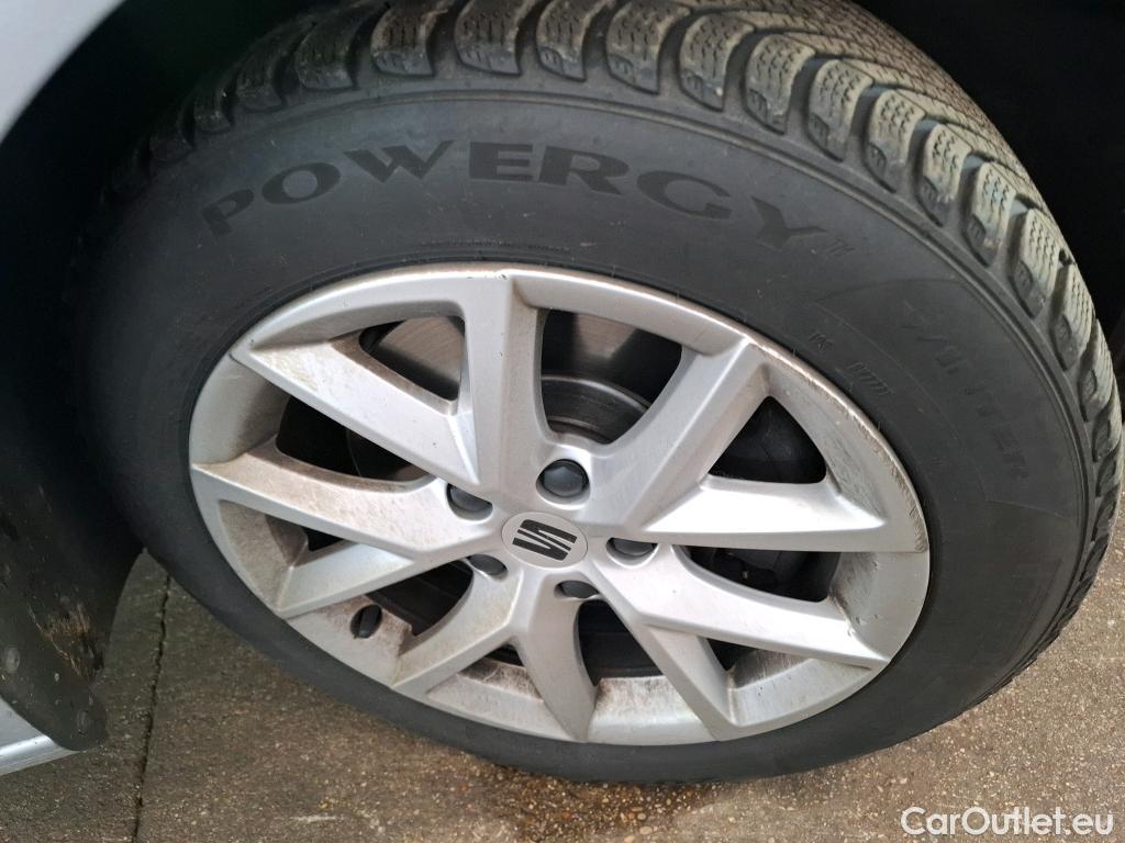  Seat  Leon SEAT  Sportstourer / 2020 / 5P / Break 2.0 TDI 150 DSG S&S Style Business #2