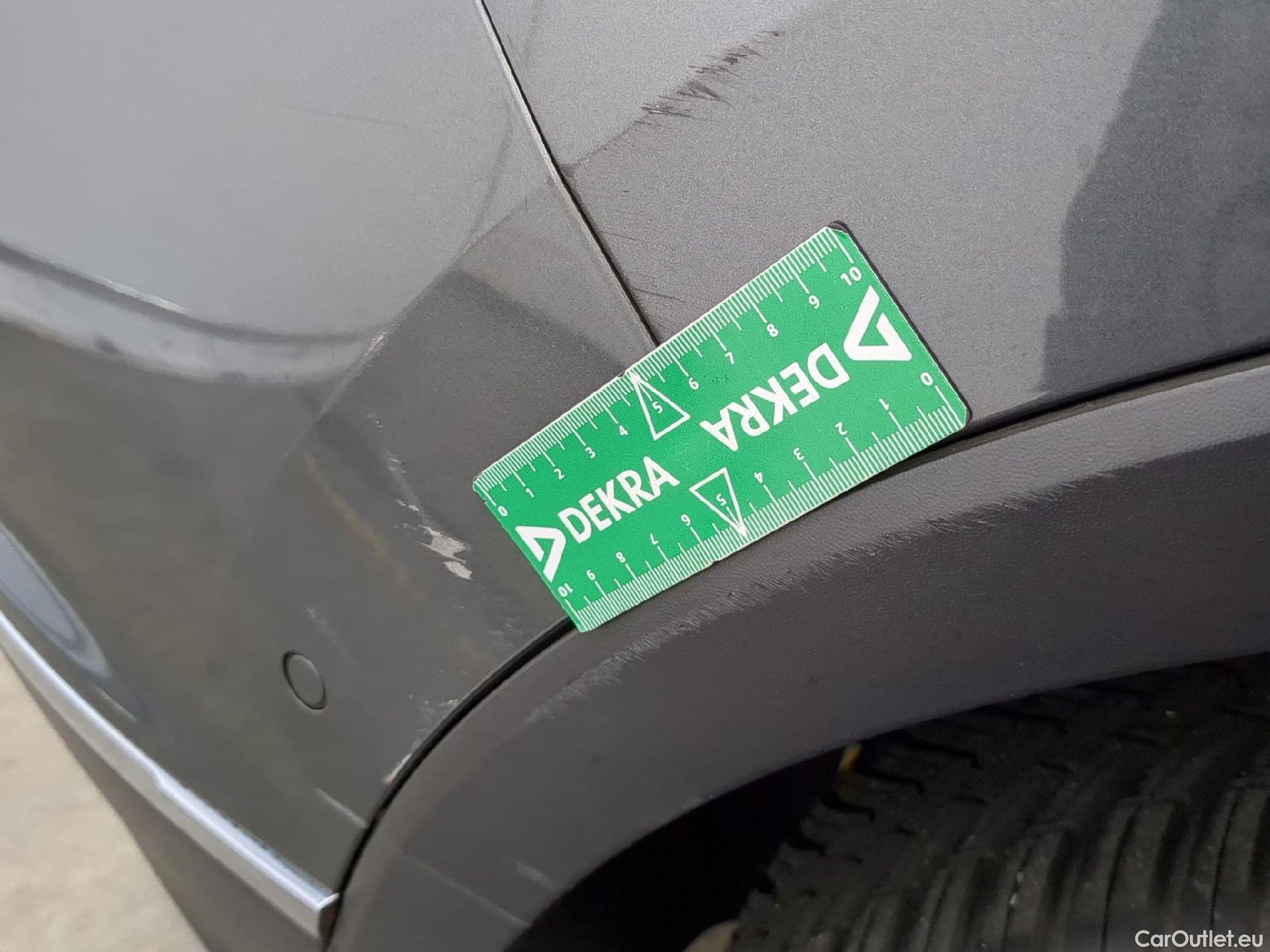  Volkswagen  Tiguan VOLKSWAGEN  5p SUV 2.0 TDI 150 DSG7 Carat Exclusive #15