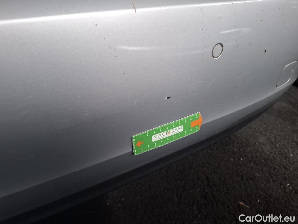  Mercedes  A-Klasse MERCEDES-BENZ Classe A Compact / 2018 / 5P / Berline A 200 d Business Line 8G-DCT #7