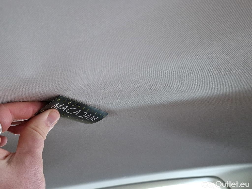  Bmw  Serie 3 BMW Série 3 Touring / 2018 / 5P / Break 318d 150ch Business Design BVA8 #26