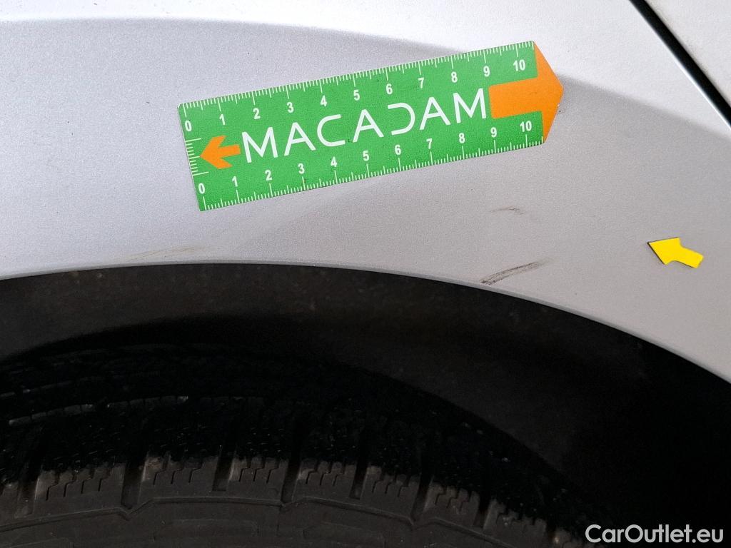  Volkswagen  Touran  IQ.Drive Start-Stop 2.0 TDI 150CV BVA7 E6dT #57