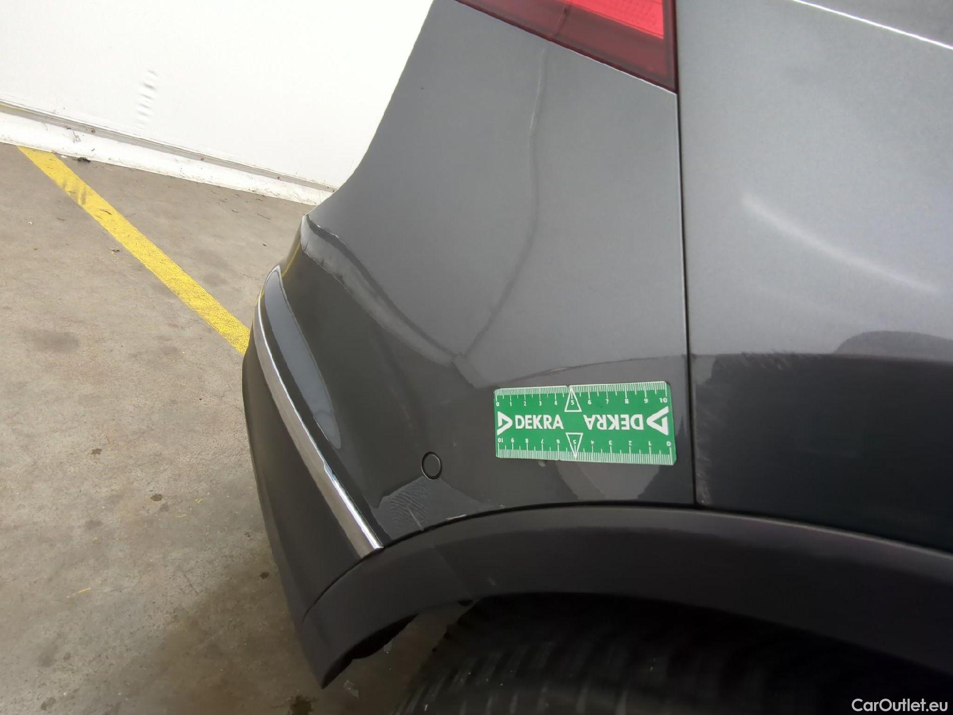  Volkswagen  Tiguan VOLKSWAGEN  5p SUV 2.0 TDI 150 DSG7 Carat Exclusive #12