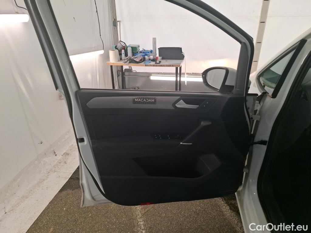  Volkswagen  Touran  Lounge Business BMT/Start-Stopp 2.0 TDI 150CV BVA7 7 Sieges E6d #8