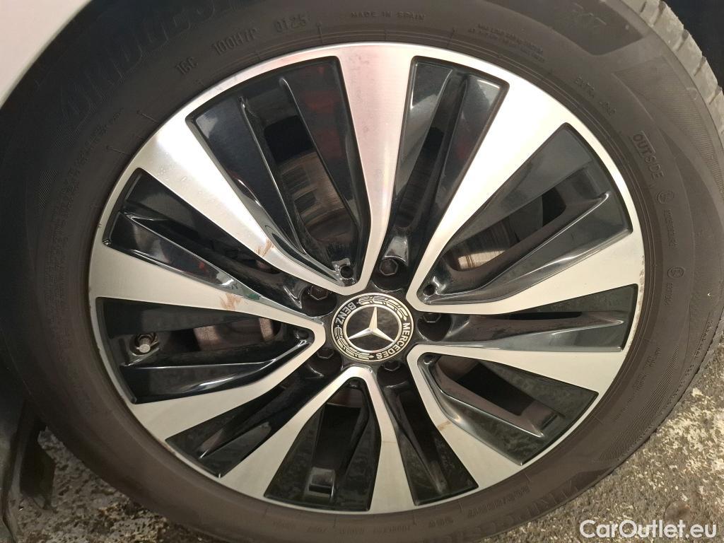  Mercedes  A-Klasse MERCEDES-BENZ Classe A Compact / 2018 / 5P / Berline A 200 d Business Line 8G-DCT #16