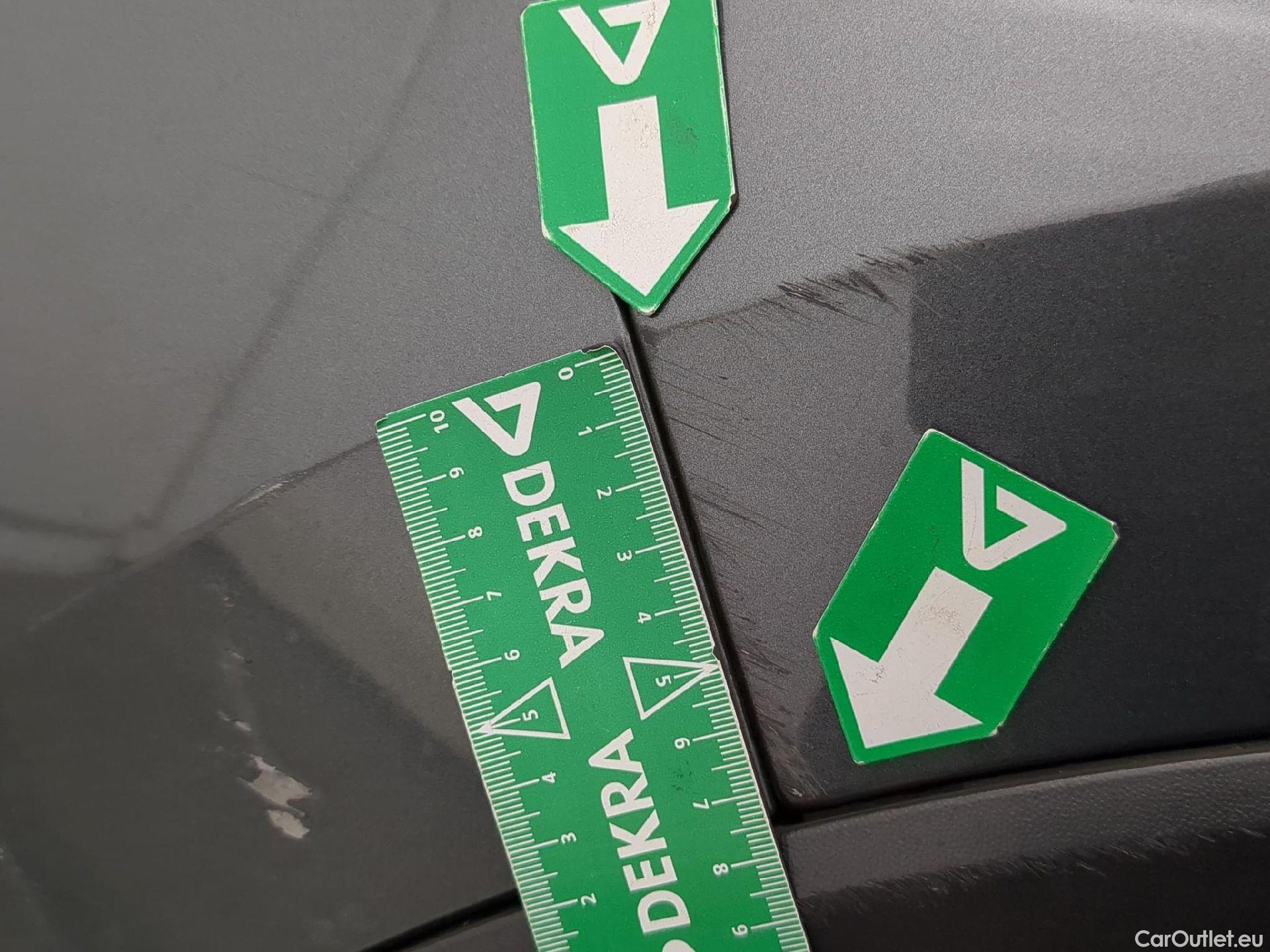  Volkswagen  Tiguan VOLKSWAGEN  5p SUV 2.0 TDI 150 DSG7 Carat Exclusive #10