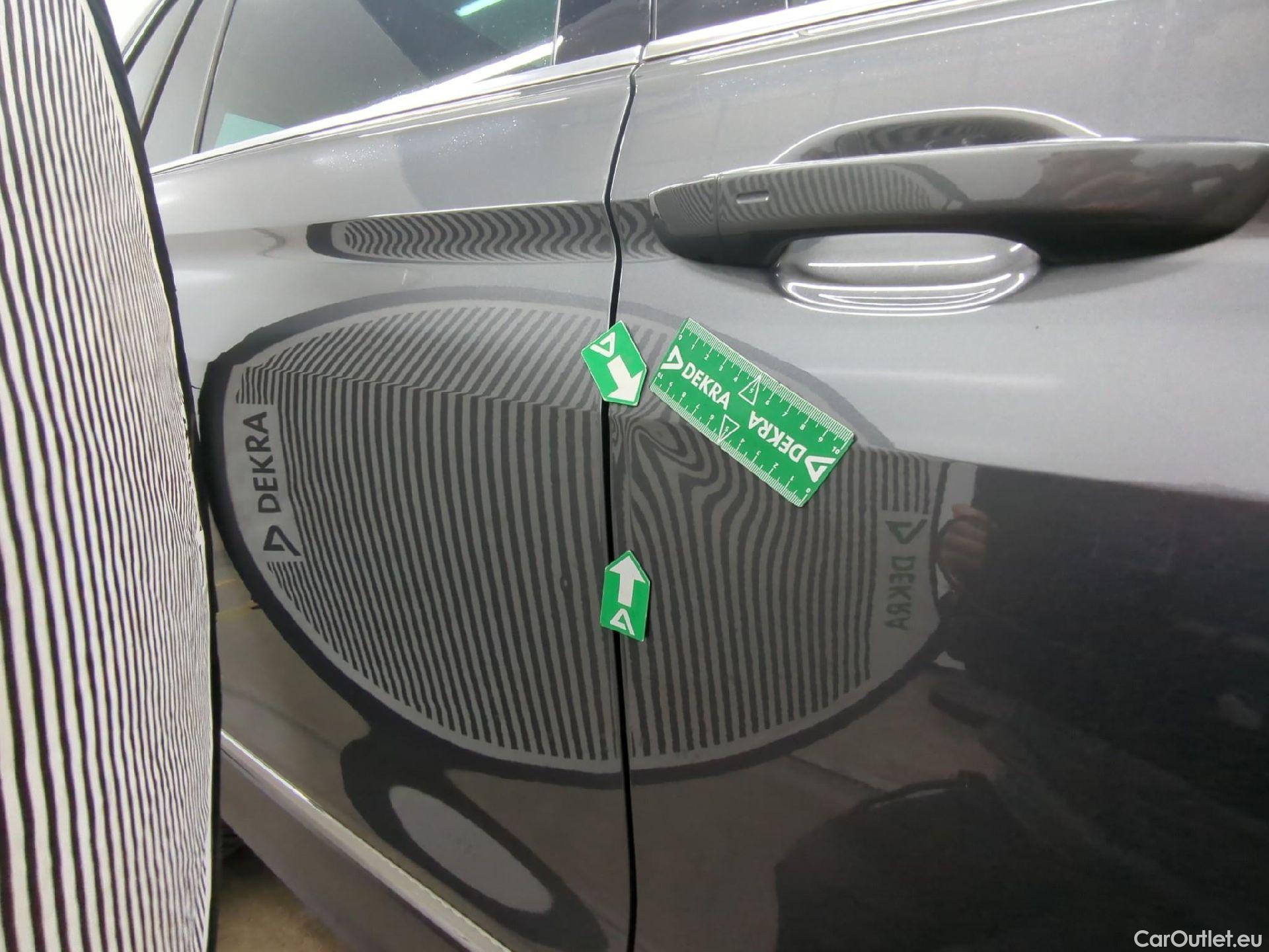  Volkswagen  Tiguan VOLKSWAGEN  5p SUV 2.0 TDI 150 DSG7 Carat Exclusive #19