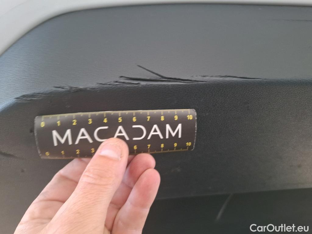  Volkswagen  Touran  Lounge Business BMT/Start-Stopp 2.0 TDI 150CV BVA7 7 Sieges E6d #11