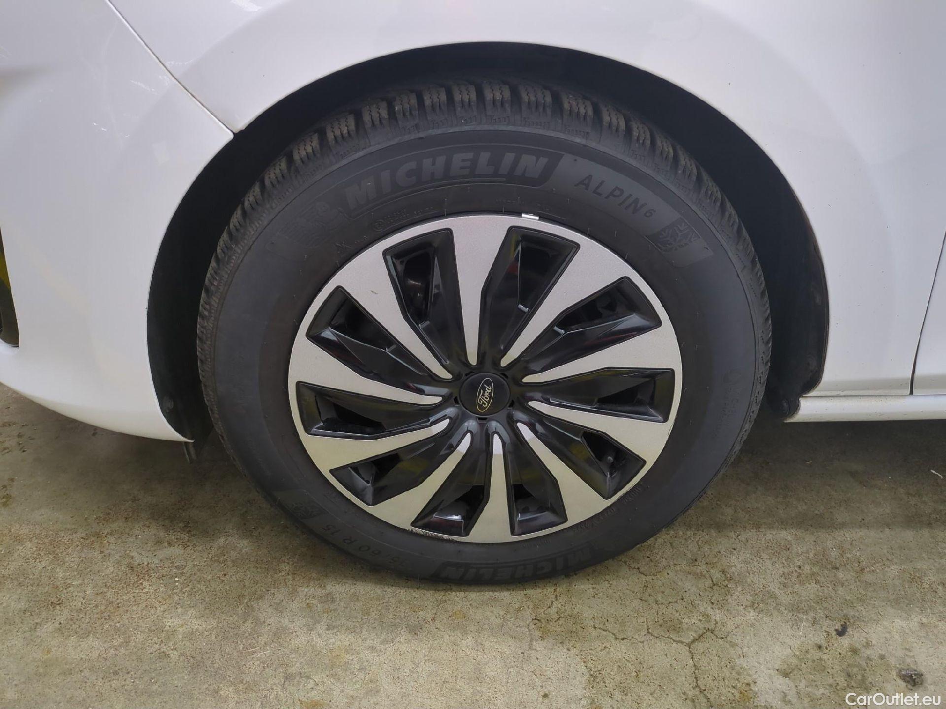  Ford  Fiesta  Titanium 1.0 EcoBoost #1