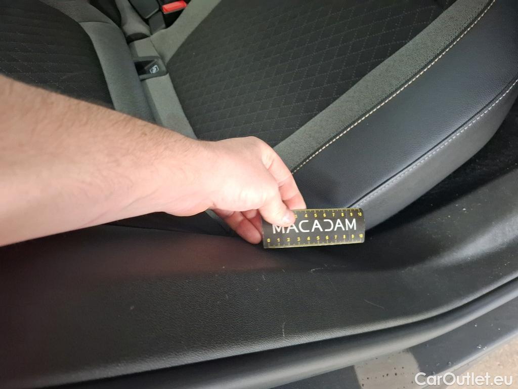  Opel   Grandland X Grandland X Elegance Business 1.5 130CV BVA8 E6d #8