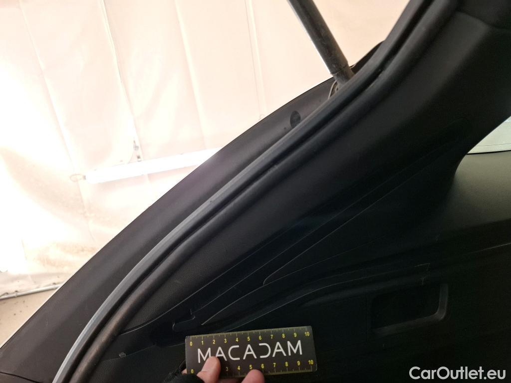  Opel  Insignia OPEL  Sports Tourer / 2020 / 5P / Break 1.5 Diesel 122ch ELEGANCE #28