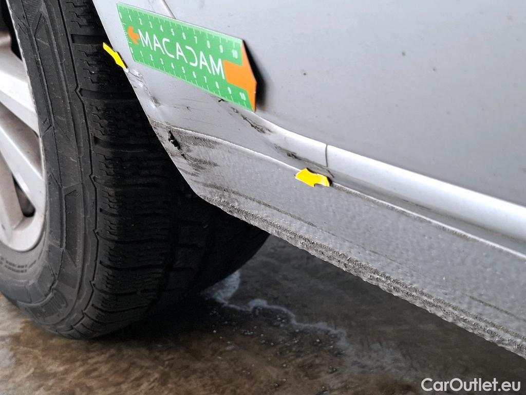  Volkswagen  Touran  IQ.Drive Start-Stop 2.0 TDI 150CV BVA7 E6dT #4