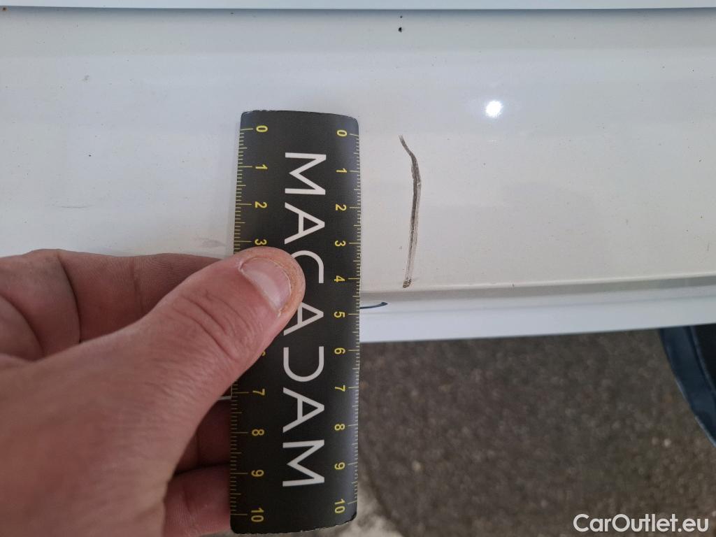  Volkswagen  Touran  Lounge Business BMT/Start-Stopp 2.0 TDI 150CV BVA7 7 Sieges E6d #31