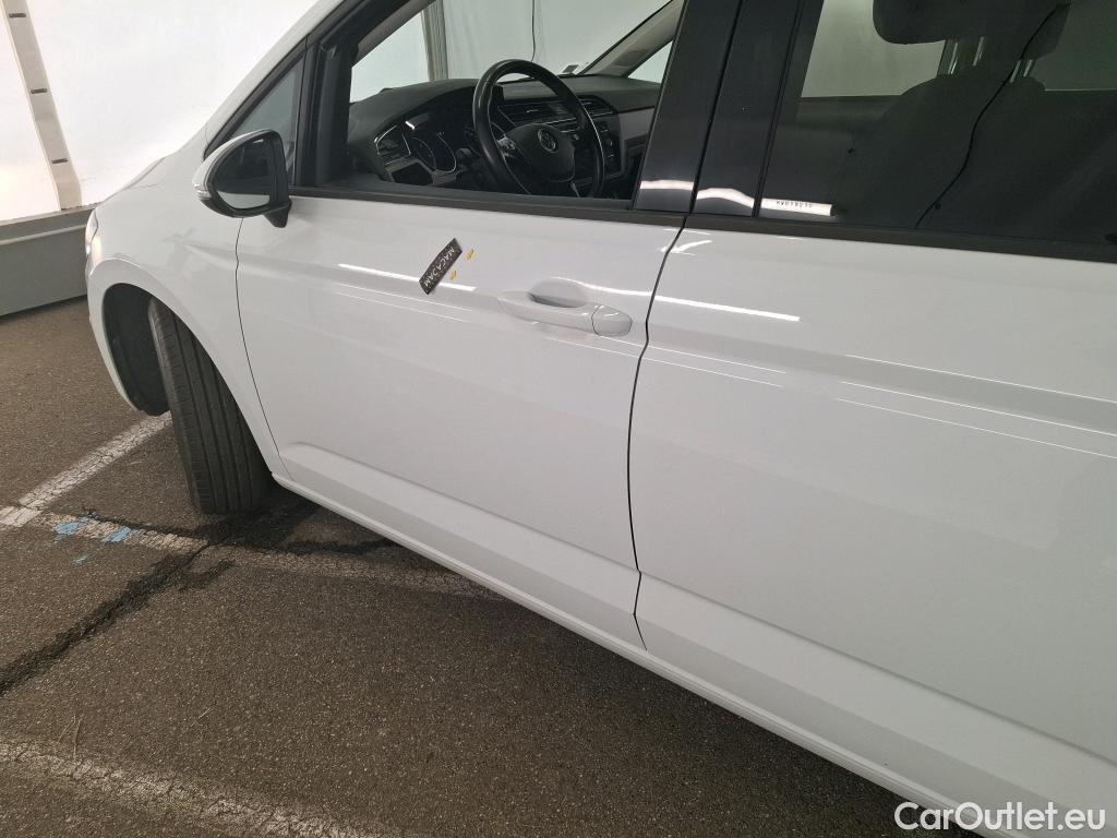  Volkswagen  Touran  Lounge Business BMT/Start-Stopp 2.0 TDI 150CV BVA7 7 Sieges E6d #14