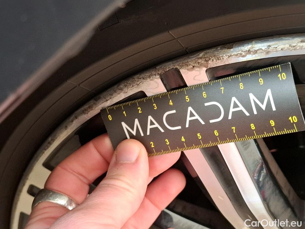  Bmw  Serie 3 BMW Série 3 Touring / 2018 / 5P / Break 318d 150ch Business Design BVA8 #19