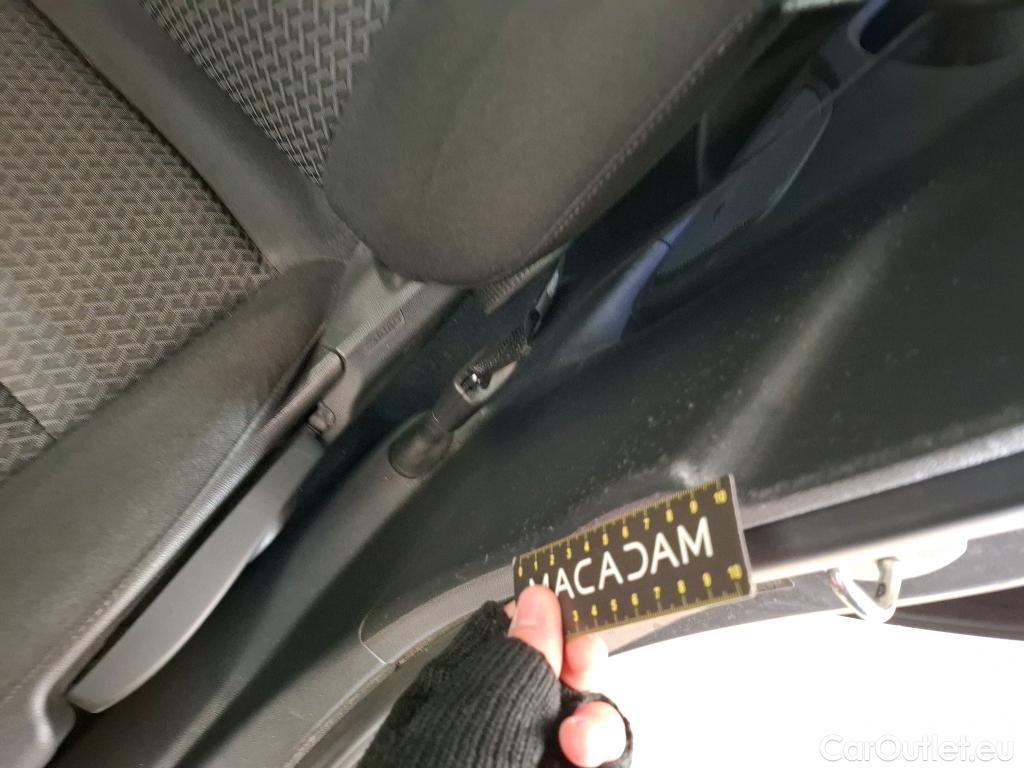  Opel  Insignia OPEL  Sports Tourer / 2020 / 5P / Break 1.5 Diesel 122ch ELEGANCE #24