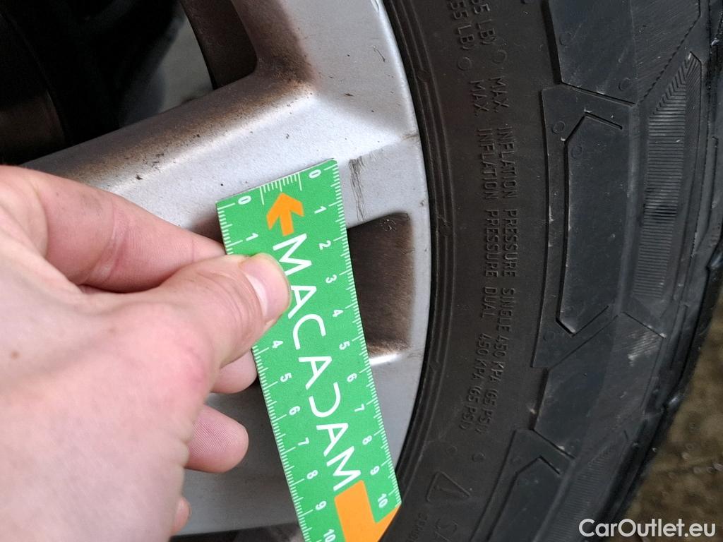  Volkswagen  Touran  IQ.Drive Start-Stop 2.0 TDI 150CV BVA7 E6dT #36