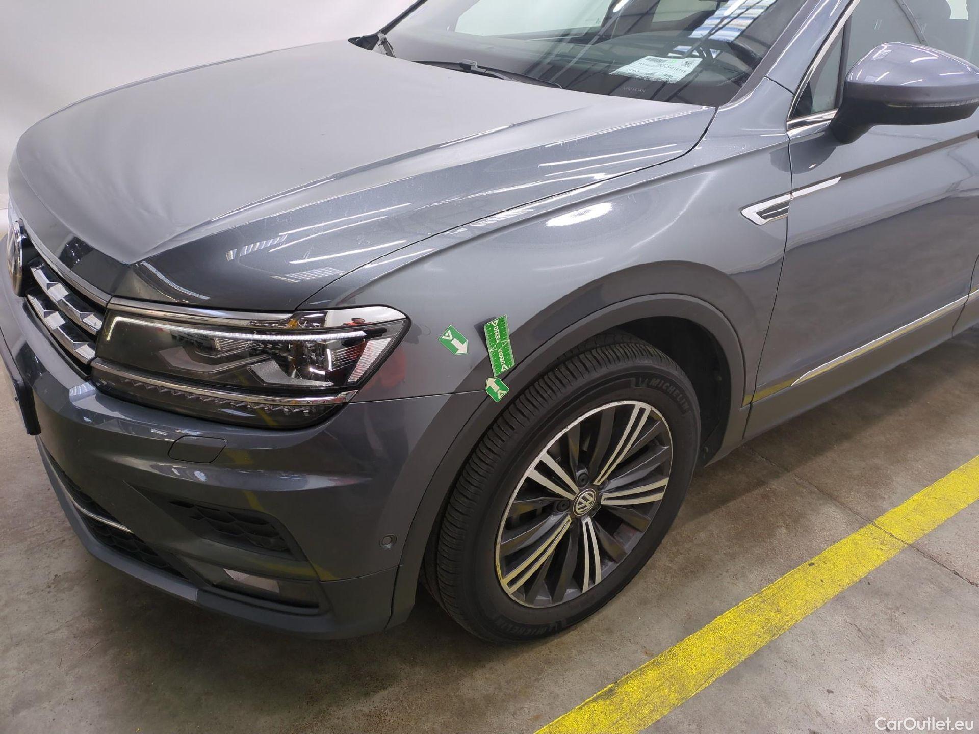  Volkswagen  Tiguan VOLKSWAGEN  Allspace / 2017 / 5P / SUV 1.5 TSI 150 EVO DSG7 Carat Exclusive #13