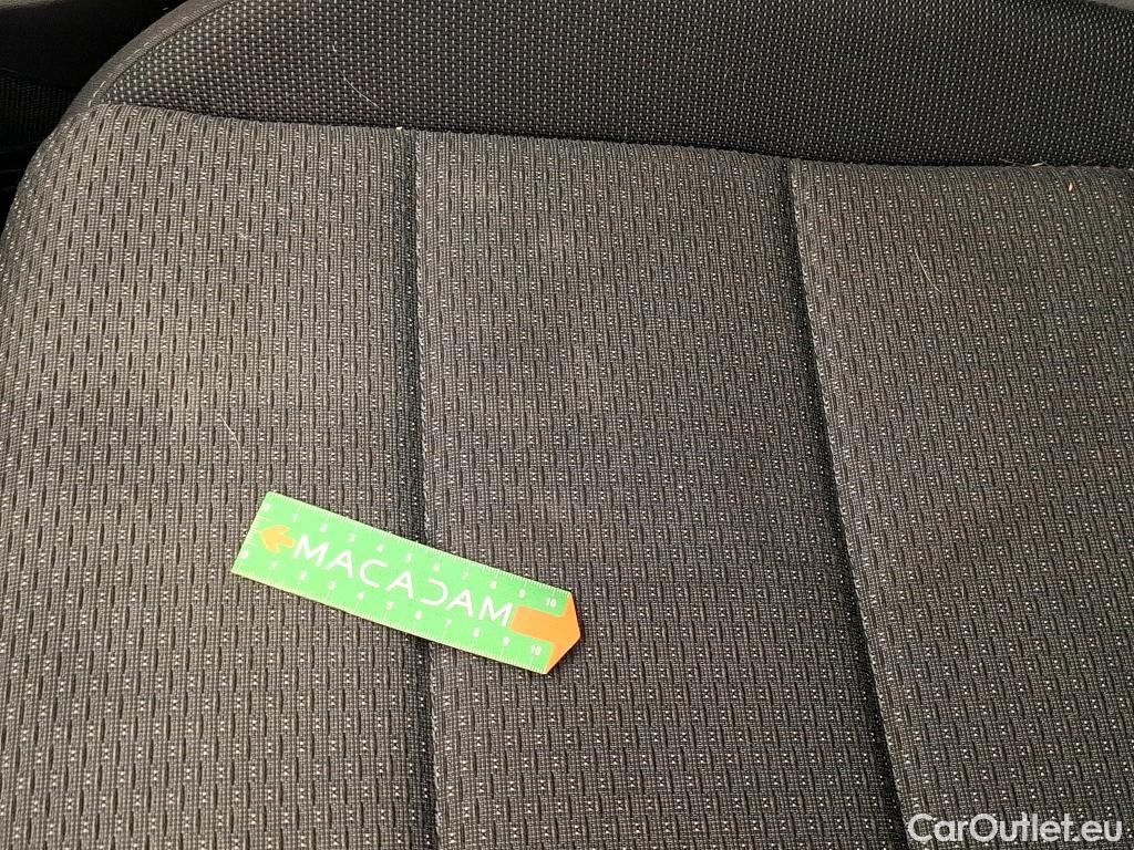  Volkswagen  Touran  IQ.Drive Start-Stop 2.0 TDI 150CV BVA7 E6dT #54