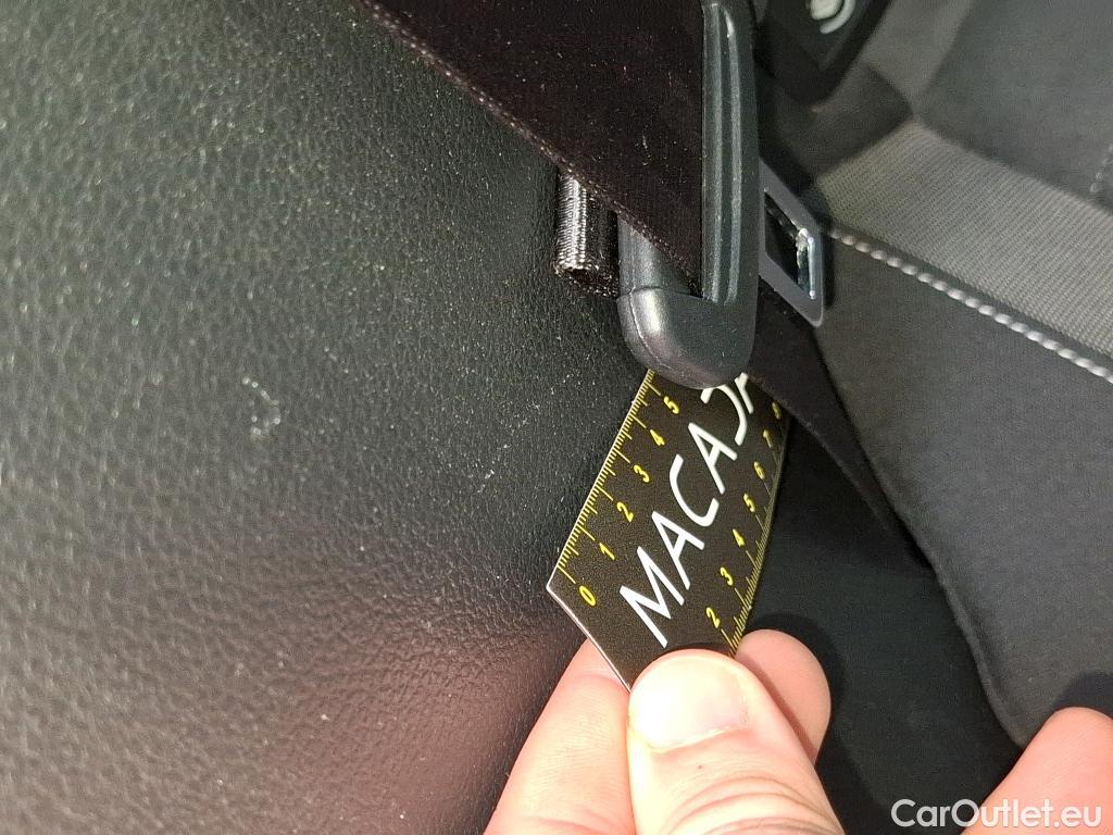  Volkswagen  Golf  VII Berline Carat BMT 1.6 TDI 115CV BVA7 E6dT #2