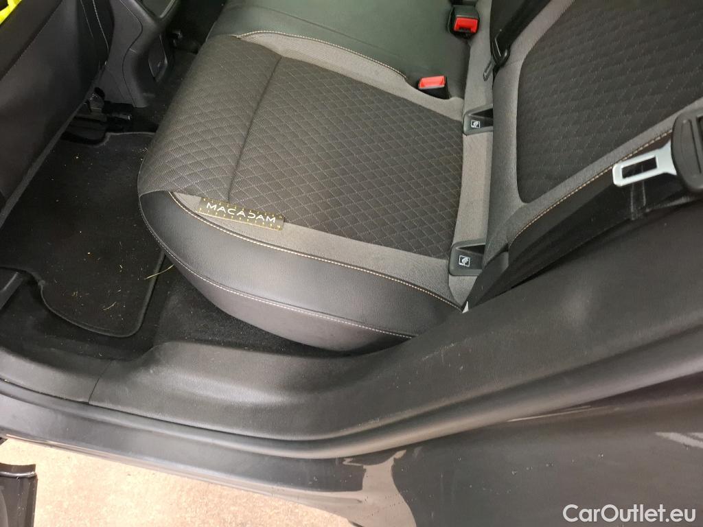  Opel   Grandland X Grandland X Elegance Business 1.5 130CV BVA8 E6d #5