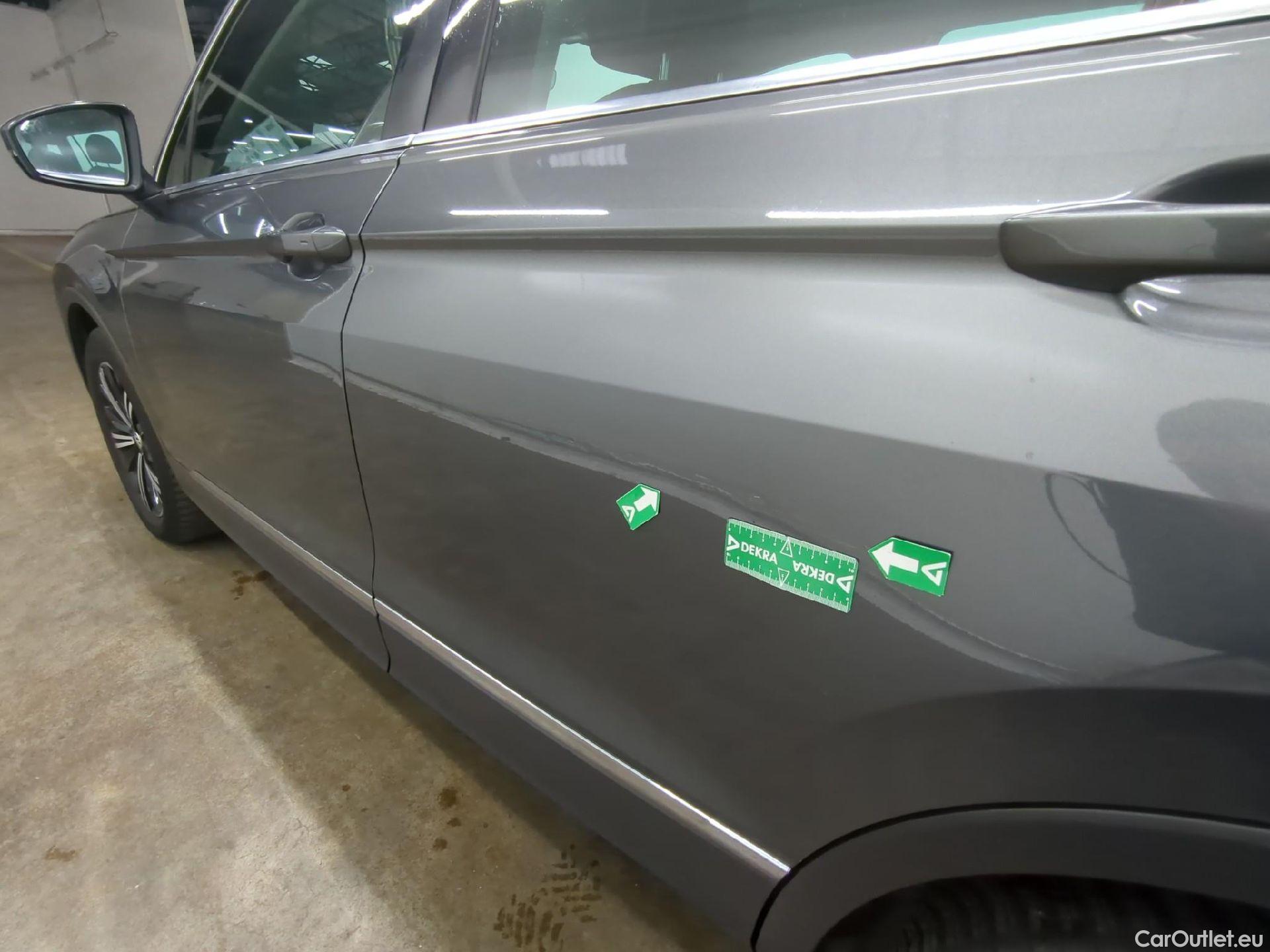  Volkswagen  Tiguan VOLKSWAGEN  5p SUV 2.0 TDI 150 DSG7 Carat Exclusive #34