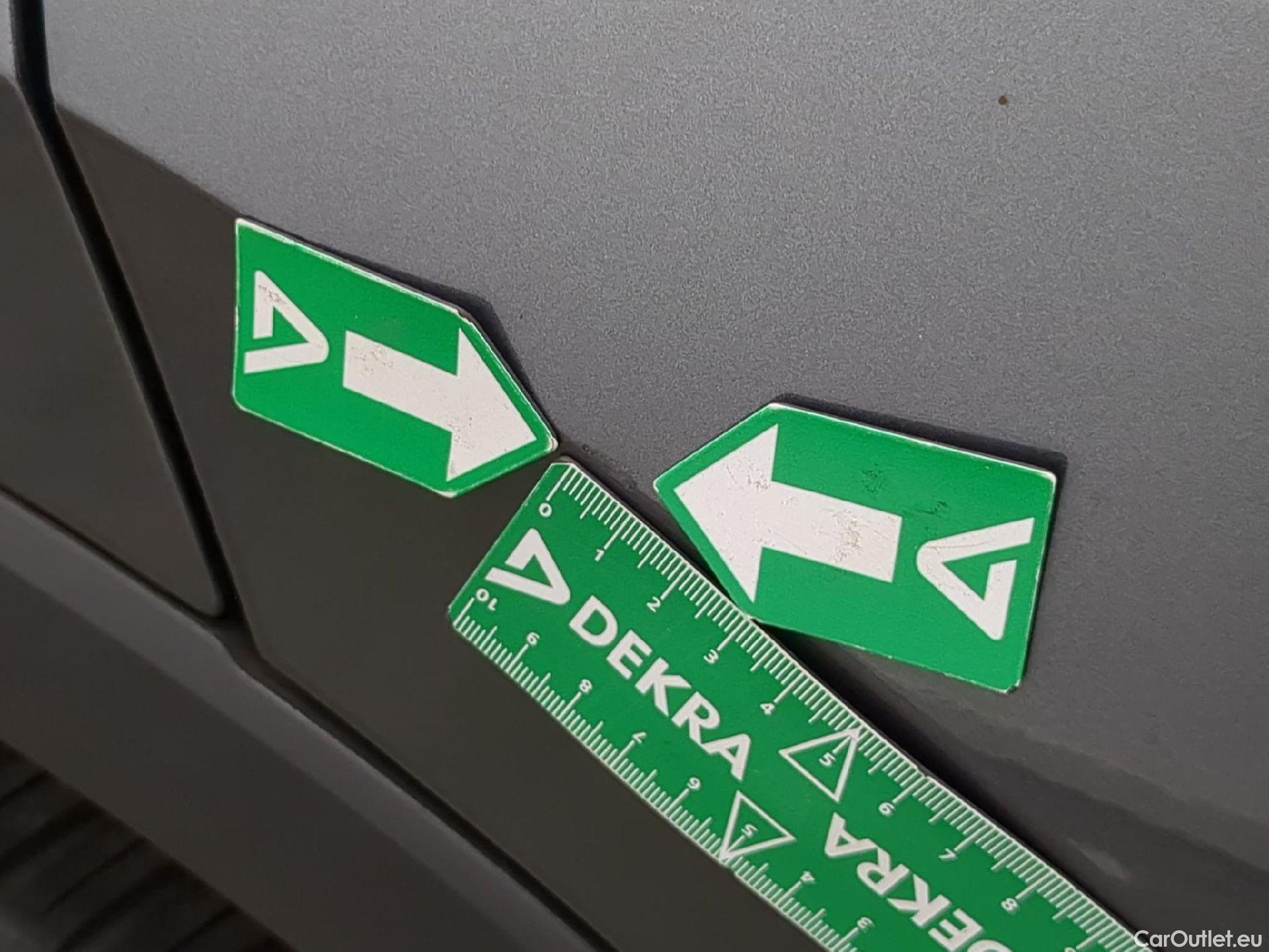  Volkswagen  Tiguan VOLKSWAGEN  5p SUV 2.0 TDI 150 DSG7 Carat Exclusive #21