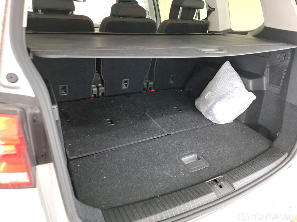  Volkswagen  Touran  IQ.Drive Start-Stop 2.0 TDI 150CV BVA7 E6dT #41