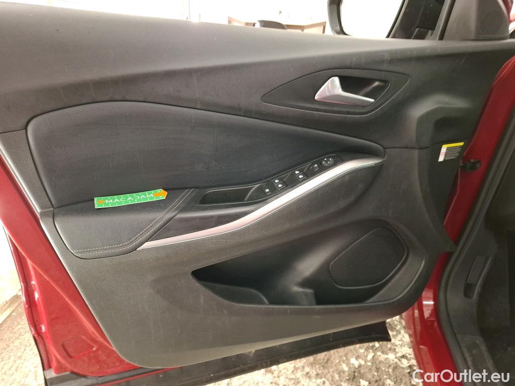  Opel   Grandland X OPEL Grandland / 2021 / 5P / SUV 1.5 DIESEL 130 ELEGANCE BUSINESS AUTO #14