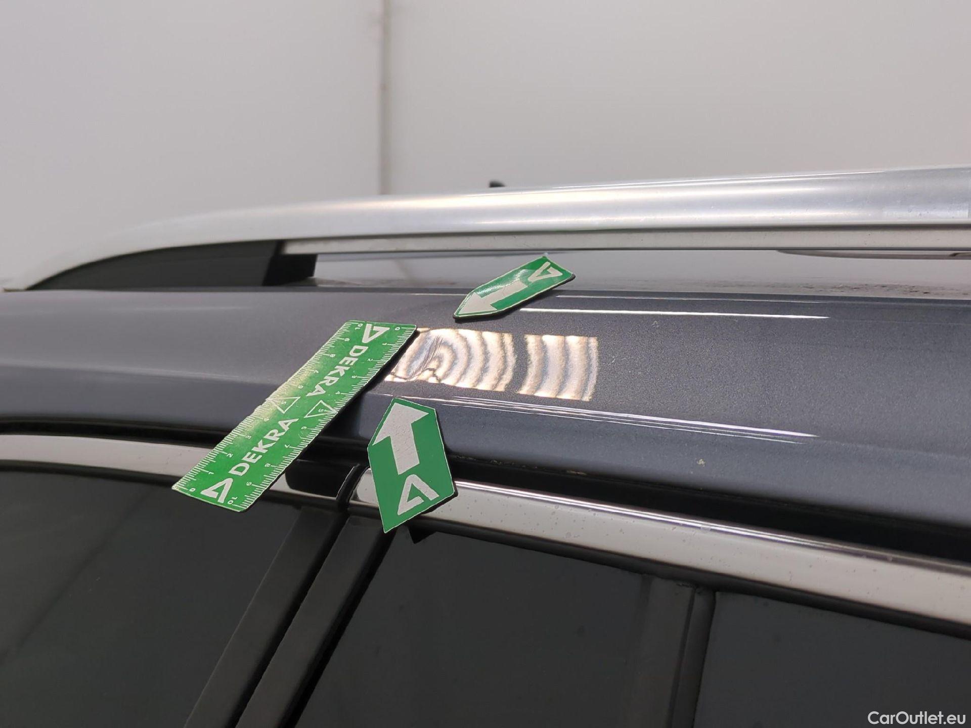  Volkswagen  Tiguan VOLKSWAGEN  Allspace / 2017 / 5P / SUV 1.5 TSI 150 EVO DSG7 Carat Exclusive #40