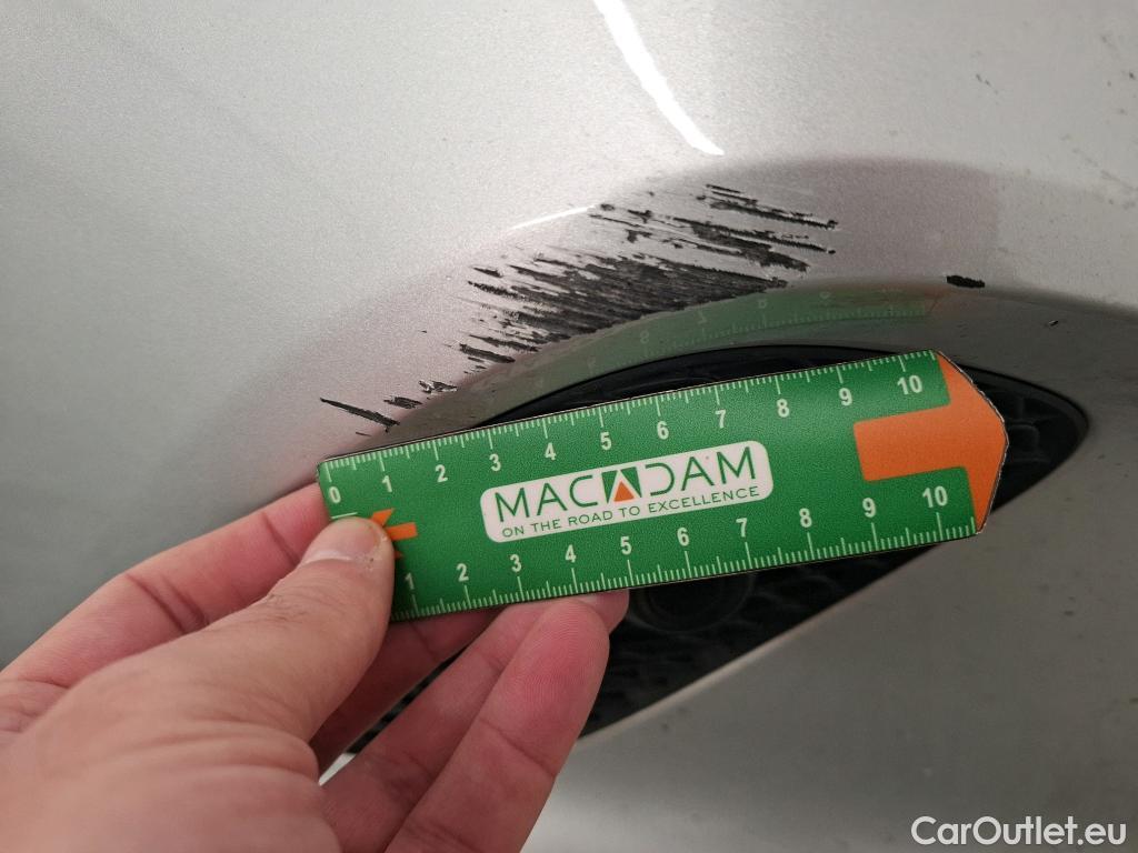  Mercedes  A-Klasse MERCEDES-BENZ Classe A Compact / 2018 / 5P / Berline A 200 d Business Line 8G-DCT #13