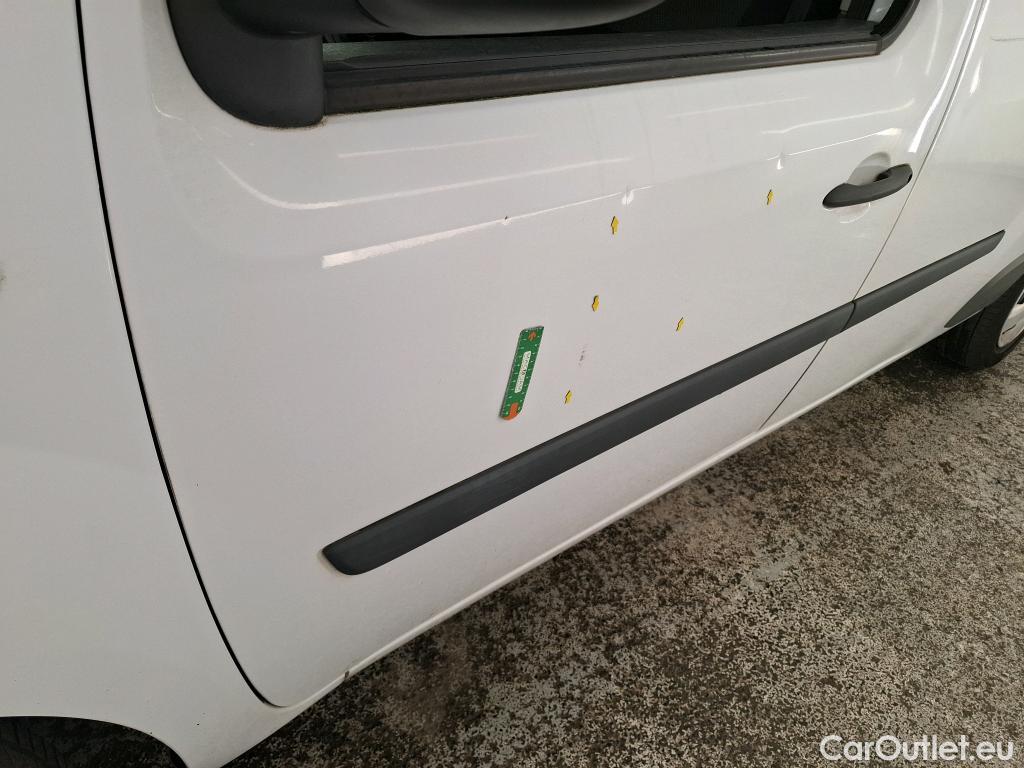  Renault  Kangoo  Express Maxi Extra (Série Spéciale) 1.5 dCi 90CV BVM5 E6 #22