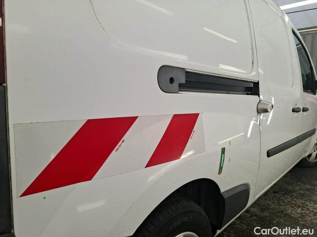 Renault  Kangoo  Express Maxi Extra (Série Spéciale) 1.5 dCi 90CV BVM5 E6 #46