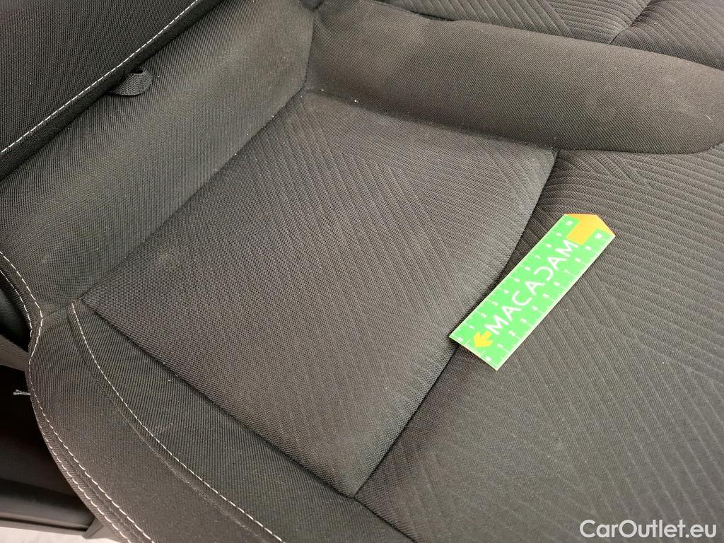  Renault  Trafic  Fourgon L2H1 3T Grand Confort 2.0 dCi 130CV BVM6 E6d #20