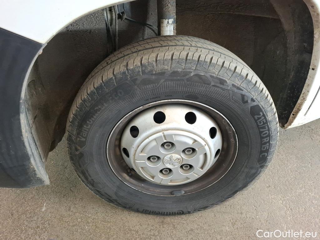  Peugeot  Boxer PEUGEOT  / 2014 / 4P / Fourgon tôlé BlueHDi 140 S&S ASPHALT 335 L2H2 #3