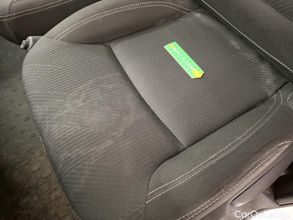  Renault  Trafic  Fourgon L2H1 3T Grand Confort 2.0 dCi 130CV BVM6 E6d #19