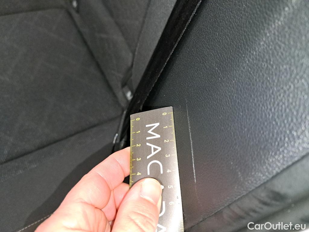  Volkswagen  Golf  VOLKSWAGEN / 2020 / 5P / Berline 1.0 TSI OPF 110 BVM6 Life #2