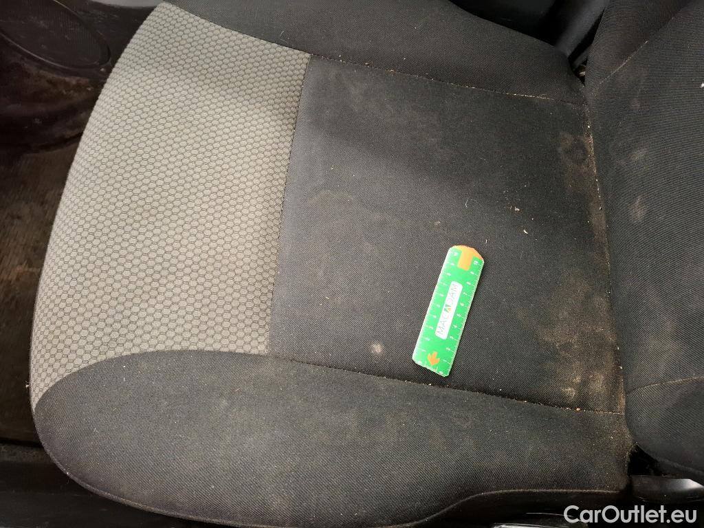  Renault  Kangoo  Express Maxi Extra (Série Spéciale) 1.5 dCi 90CV BVM5 E6 #68