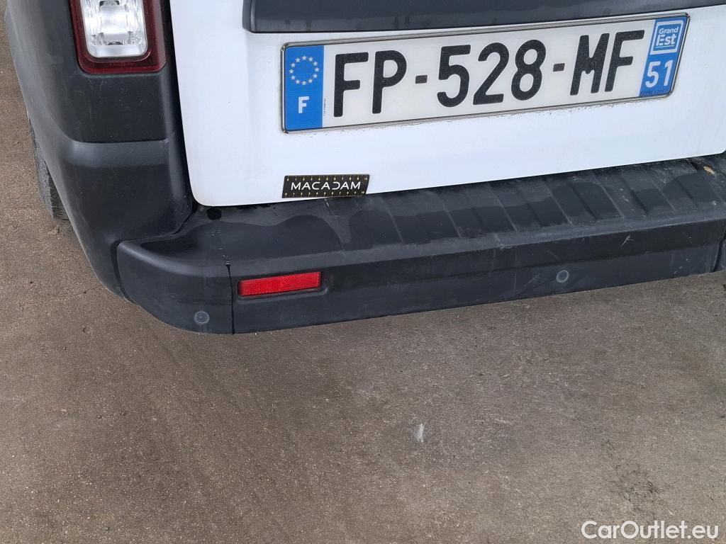  Renault  Trafic RENAULT  / 2019 / 4P / Fourgon tole FG GCF L1H1 1200 dCi 120 #3