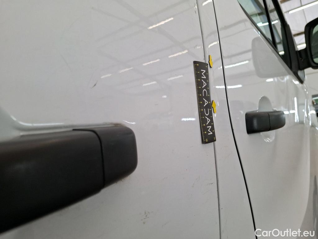  Renault  Trafic  Fourgon L2H1 1300 Confort 1.6 dCi #22