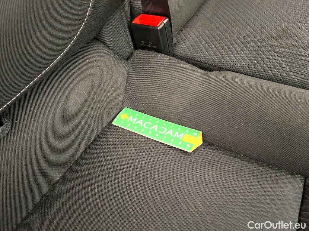  Renault  Trafic  Fourgon L2H1 3T Grand Confort 2.0 dCi 130CV BVM6 E6d #22