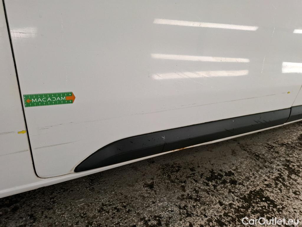  Peugeot  Expert PEUGEOT  VU 4p Fourgon 1.6 BlueHDi 95 Standard Premium #37