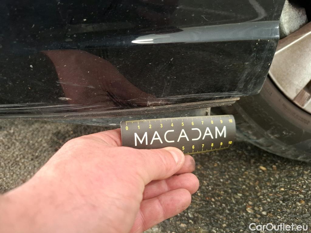  Volkswagen  Golf  VOLKSWAGEN / 2020 / 5P / Berline 2.0 TDI SCR 115 DSG7 Life Busi #4