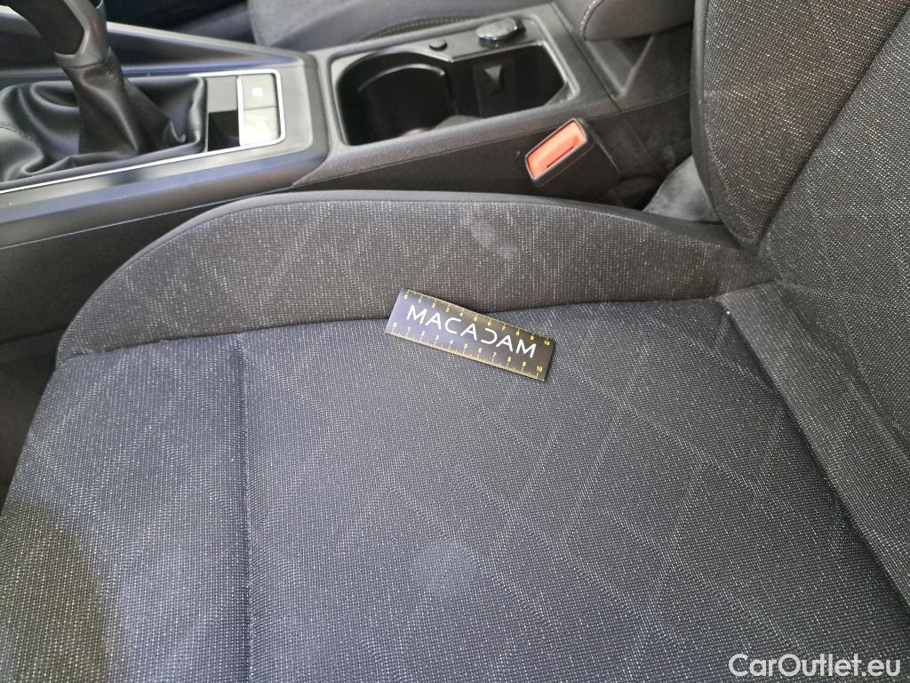  Volkswagen  Golf  VOLKSWAGEN / 2020 / 5P / Berline 1.0 TSI OPF 110 BVM6 Life #5