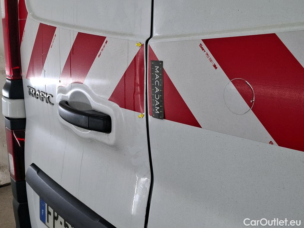  Renault  Trafic RENAULT  / 2019 / 4P / Fourgon tole FG GCF L1H1 1200 dCi 120 #8