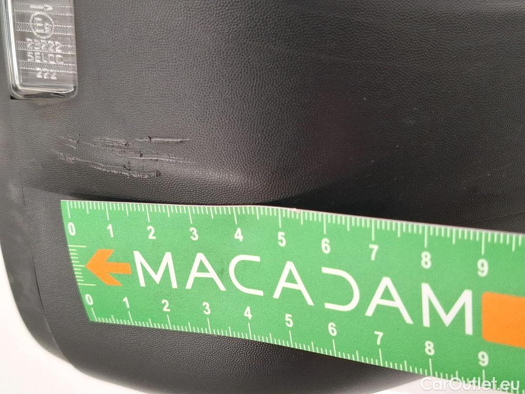  Renault  Trafic  Fourgon L2H1 3T Grand Confort 2.0 dCi 130CV BVM6 E6d #42