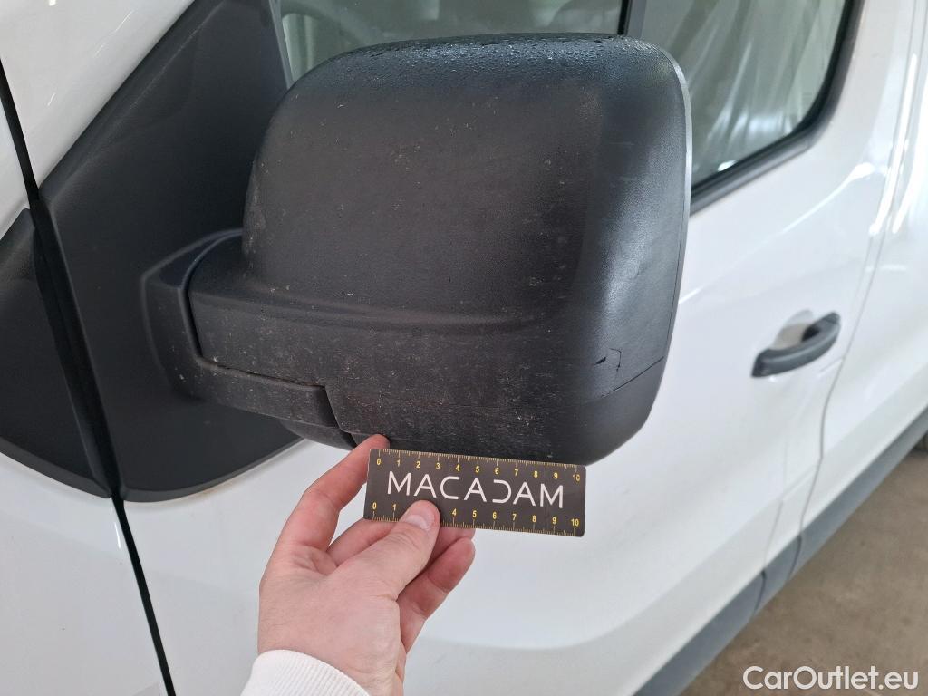  Renault  Trafic RENAULT  / 2019 / 4P / Fourgon tole FG GCF L1H1 1200 dCi 120 #24