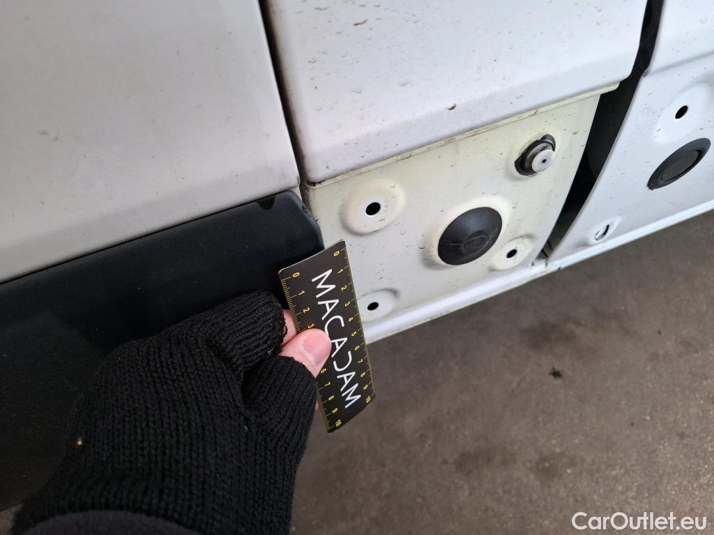  Renault  Trafic  Fourgon L2H1 1300 Confort 1.6 dCi #12